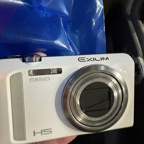 Casio EXILIM EX-ZR500