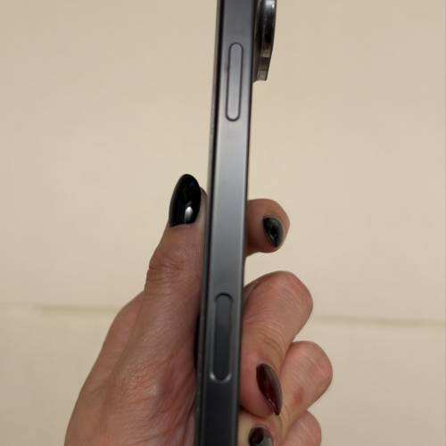 [完好無花] Apple iPhone 16 Pro Max 1TB 黑色連盒