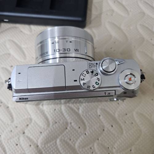 Nikon 1 J5 Kit Set