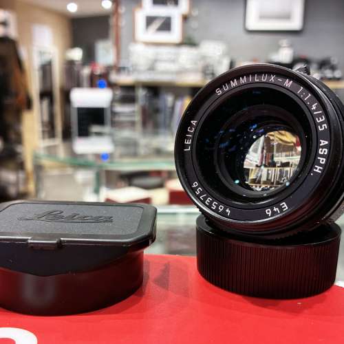 Leica Summilux-M 35mm F/1.4 Asph  (11663)