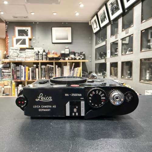 Leica M6 TTL 0.72 Millennium Edition Black Paint Film Camera (10442) #2500xxx