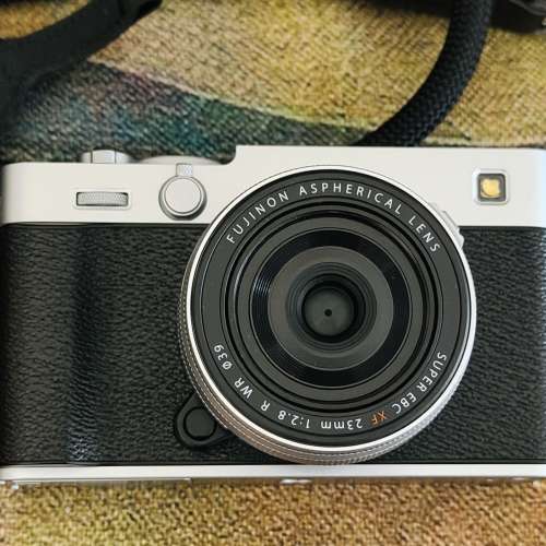 Fujifilm X-E5 Silver + XF23mm F2.8 WR｜極新淨｜少於200張｜有單有保