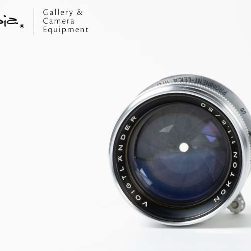 || Voigtlander Nokton 50mm F1.5 Prominent with Amedeo adapter, hood & filter ||