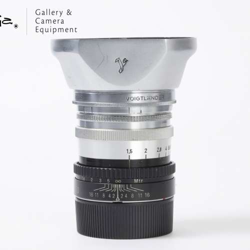 || Voigtlander Nokton 50mm F1.5 Prominent with M adapter, hood & filter ||