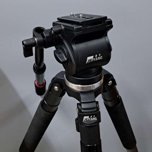 171cm 碳纖維  JEI YANG video head tripod