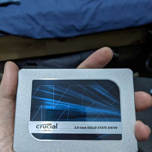 Crucial MX500 3D NAND SATA 500gb ssd 使用時間短 98%健康度