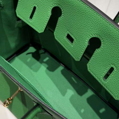 愛馬仕Herm&egrave;s Birkin25 金扣 Togo 皮 竹子綠 實物拍攝