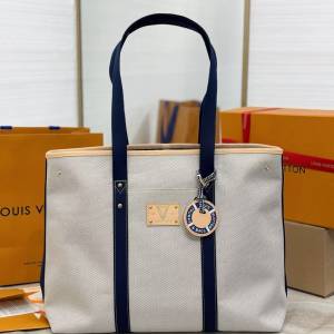路易威登Louis Vuitton Porte-Documents Voyage 帆布托特包 實物拍攝