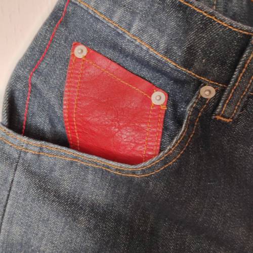 Levi's x Coca-Cola 聯名限量版牛仔褲