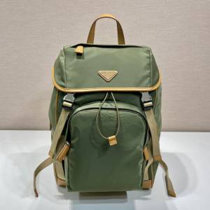 普拉達Prada Re-Nylon 尼龍拼皮後背包 實物拍攝