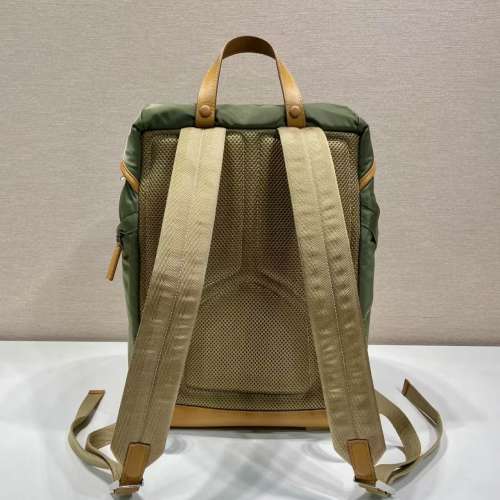 普拉達Prada Re-Nylon 尼龍拼皮後背包 實物拍攝