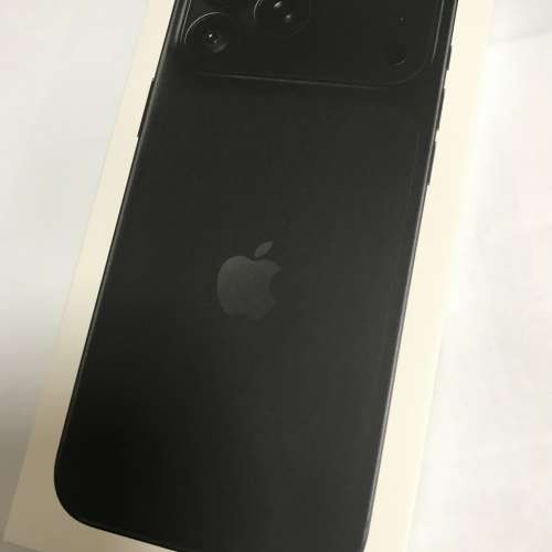 iPhone 18 pro max 256 512 黑色