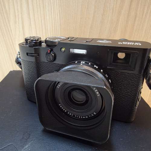 Fujifilm X100V