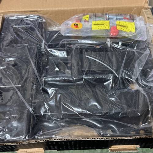 【全新未拆】NB North Bayou P4 多功能電視懸臂掛牆架