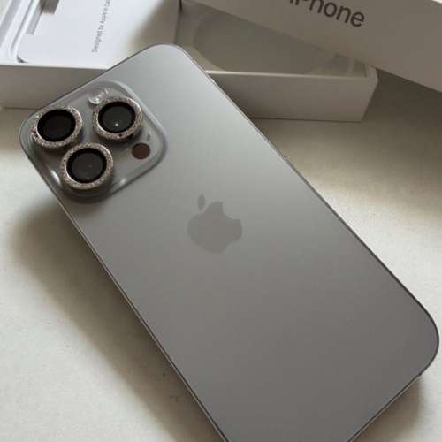 Apple iPhone 15 Pro 512 原色
