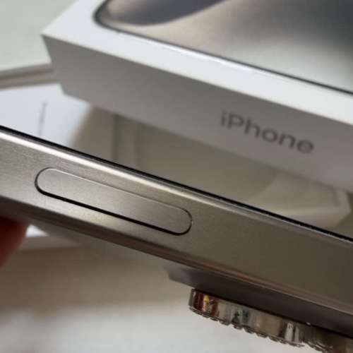 Apple iPhone 15 Pro 512 原色