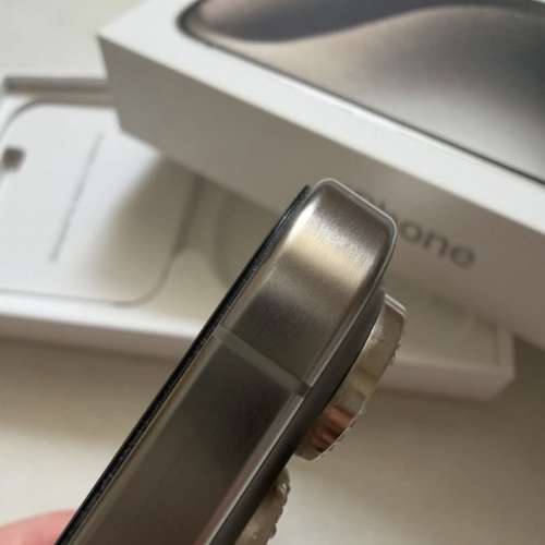 Apple iPhone 15 Pro 512 原色