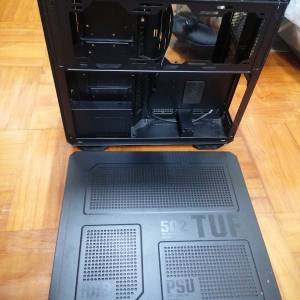 ASUS TUF ATX機箱 送水冷