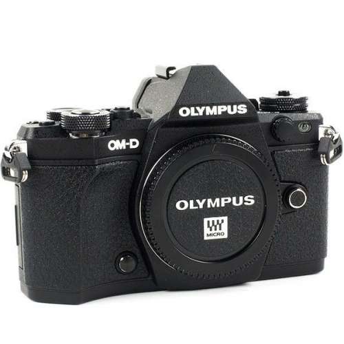 Olympus OM-D E-M5 Mark II 機身 連原廠手柄