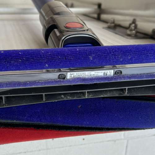 Dyson V6 Fluffy 吸塵機 延長吸塵管 + 纖維刷吸頭 (100% 可用) 清屋出售 HK$60.00