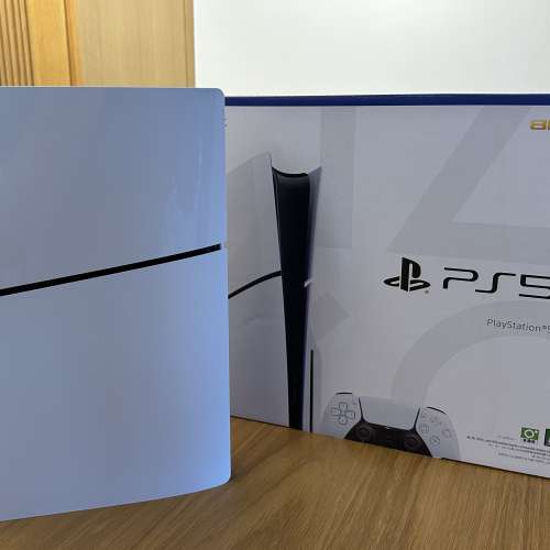 Sony PlayStation 5 Slim 主機 1TB光碟版+手掣+副廠充電座及散熱風扇