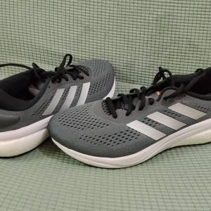 Adidas Suppernove US9.5