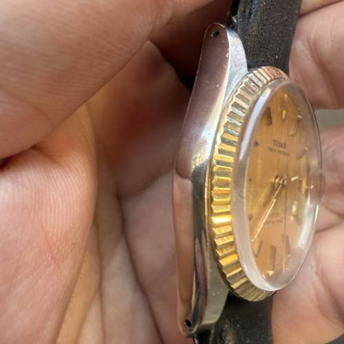 Tudor 74033 金鋼 布紋面 $4999