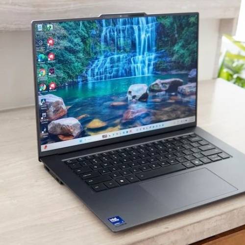Lenovo ThinkPad X9 - 15 U7 268V 32GB ram 1TB SSD OLEDTouchscreen