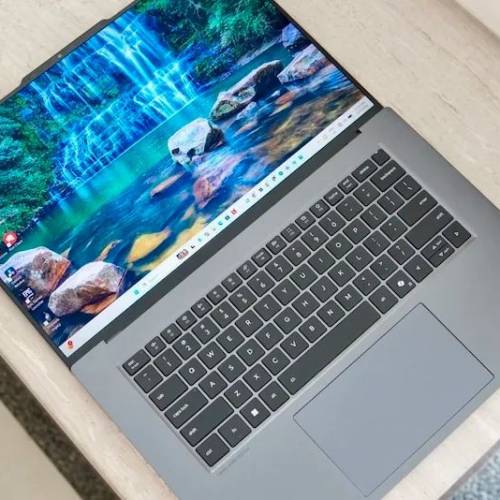 Lenovo ThinkPad X9 - 15 U7 268V 32GB ram 1TB SSD OLEDTouchscreen