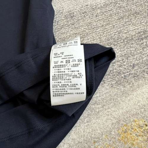全新Emporio Armani絲光棉tee