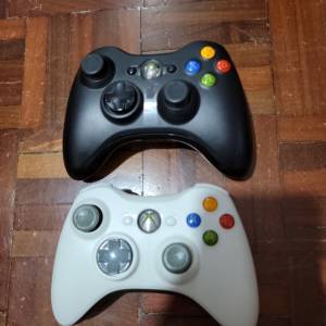 XBOX360手柄2個