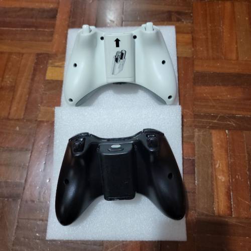 XBOX360手柄2個