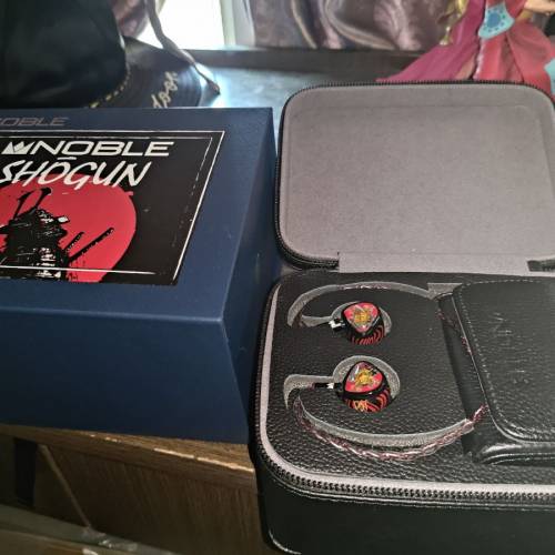 Noble Audio Shogun 四混合十三單元入耳式耳機