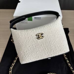 香奈兒 CHANEL AS4569 米白粗花呢 Hobo 手提鏈條袋