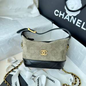 香奈兒 CHANEL AS4591 灰麂皮拼黑皮金扣 Hobo 鏈條袋