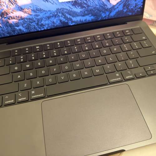 超新macbook pro m5pro 24+1TB