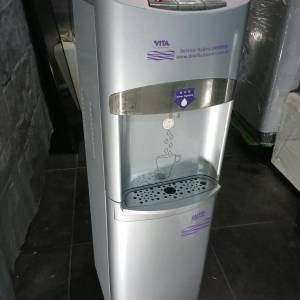 8成新 VITA維他上流式水機