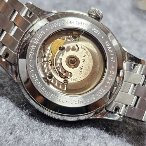 Coinwatch 瑞士金鋼自動日曆透底手錶