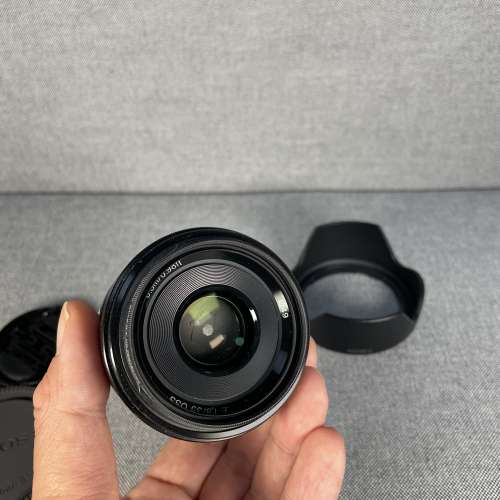 Sony E 35mm f/1.8 OSS Lens (APSC)