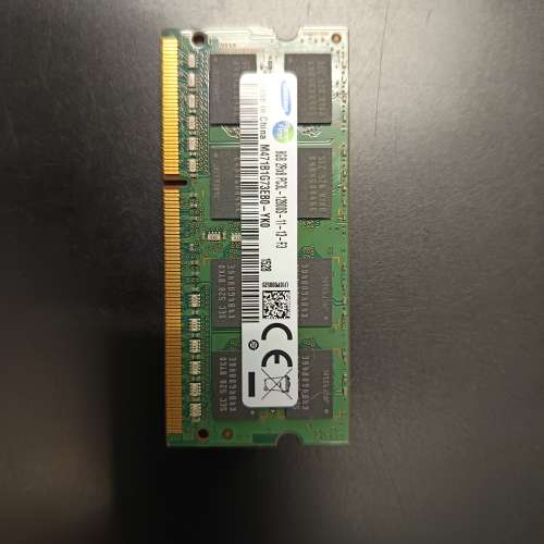 SK hynix  DDR3 1866 8GB X 2條