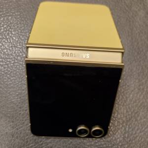 Samsung Z Flip 6 5G 12+256GB 香港行貨 全新一樣