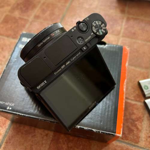 Sony RX100v RX100M5A