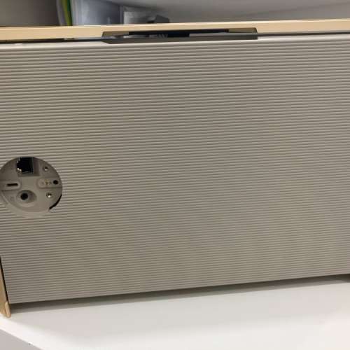 Bang & Olufsen 便攜式​ WiFi 揚聲器