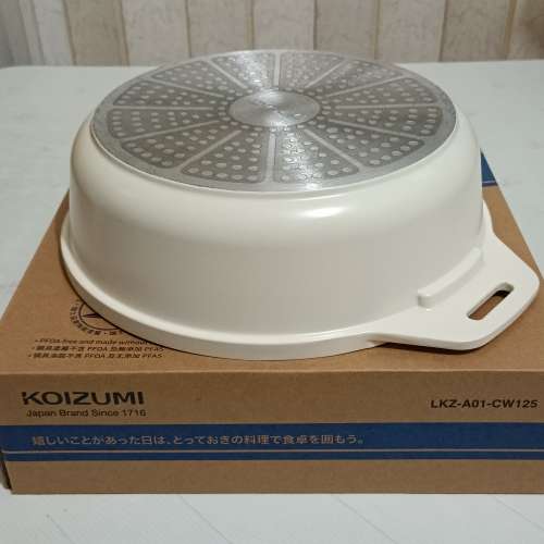 全新 KOIZUMI 日本品牌 小泉成器24cm平底鍋一個