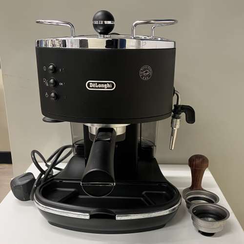 DeLonghi 咖啡機連壓棒及配件 Pump Espresso and Cappuccino Machine