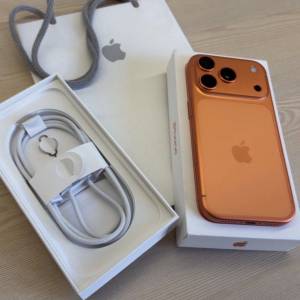 有單有保iPhone 17pro 256gb,港版保至12月，電池92，完美冇花！