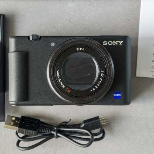 Sony ZV-1 香港行貨｜有單有盒、兩粒電池及 Sony 原裝充電座