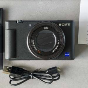 Sony ZV-1 香港行貨｜有單有盒、兩粒電池及 Sony 原裝充電座