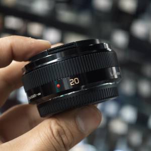 Panasonic 20/1.7 II M43 20mm 20 極新 功能正常 鏡片通透 三個月保養 OM OLYMPUS