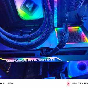 出售金属炫黑Lenovo RTX 5070Ti 16GB DDR7